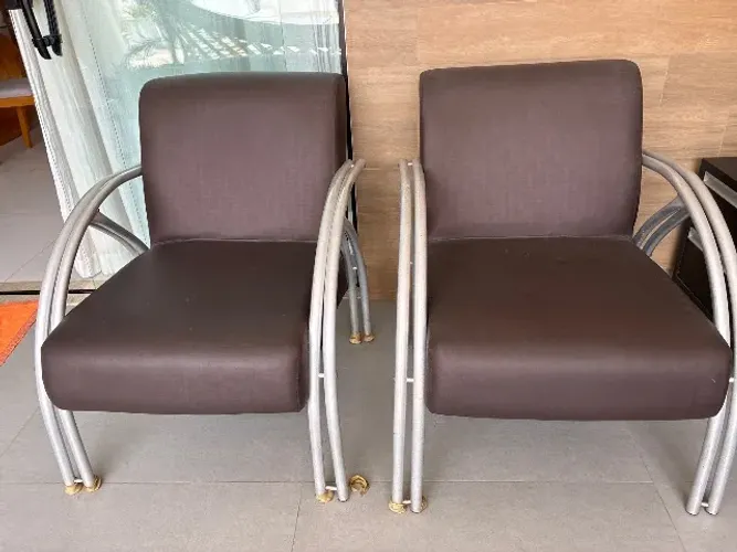 Conjunto 2 poltronas