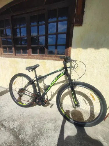 Bicicleta Caloi Velox aro 29, 21 marchas