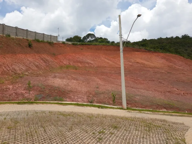 Lote a venda condomínio Estrela do Lago