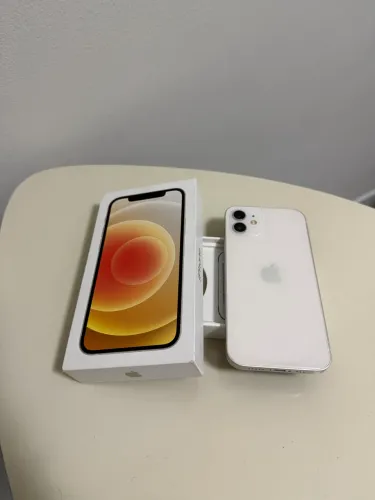 Iphone 12 branco
