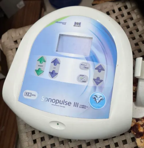 Ultrassom Terapêutico Ibramed Sonopulse III 1 e 3 MHz