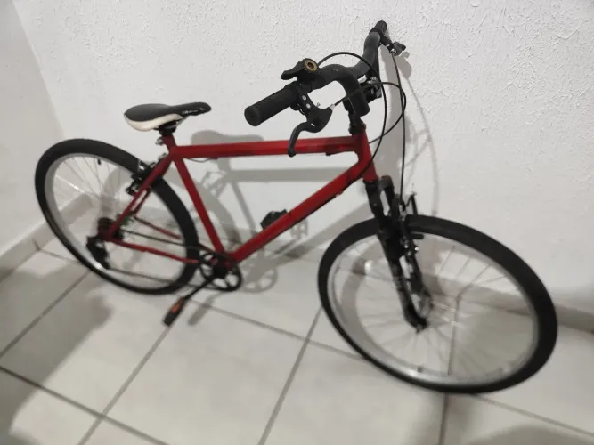 Bicicleta aro 26 V7 Suspenção Guidão Cross