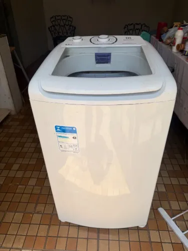 Máquina de lavar Electrolux Essential Care 8,5 kg LES09 220 V