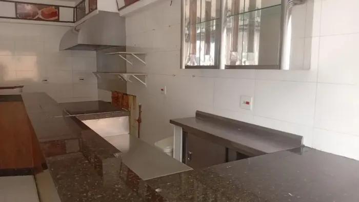 OPORTUNIDADE NO TATUAPÉ: SALÃO COMERCIAL PRONTA PARA BAR, LANCHONETE OU RESTAURANTE!