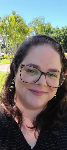 Tica Cacá, baby sitter
