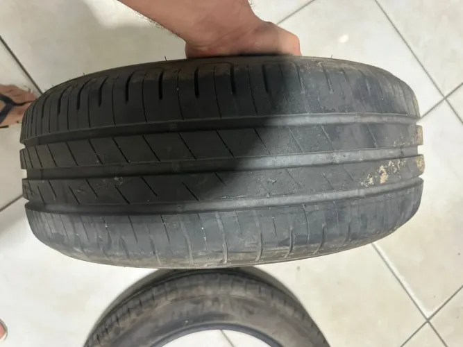 Pneus 195/55 R16 Good Year Eficcient Gripp