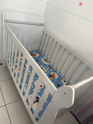 Berço com colchão