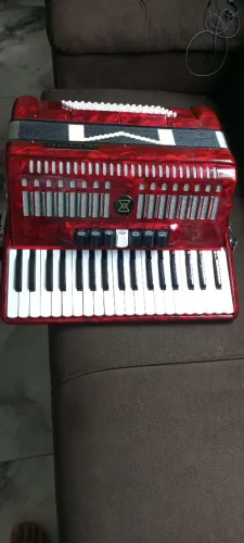 Acordeon Novo 80 Baixos