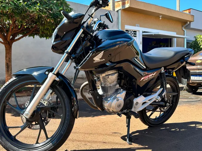 Vende-se moto Fan160 2023