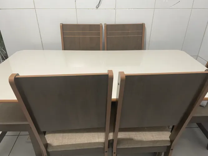 Mesa - 6 cadeiras