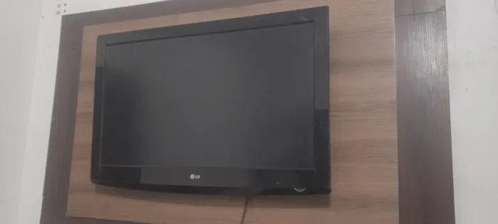 Máquina de lavar,  guarda roupa, fogão 