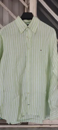 Camisa masculina Tommy Hilfiger tamanho L seminova