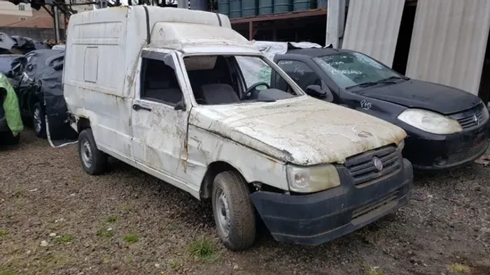 Sucata Fiat Fiorino 1.3 2011 para retirada de pecas
