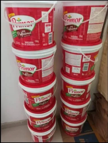 Balde margarina 15kg vazio R$ 10