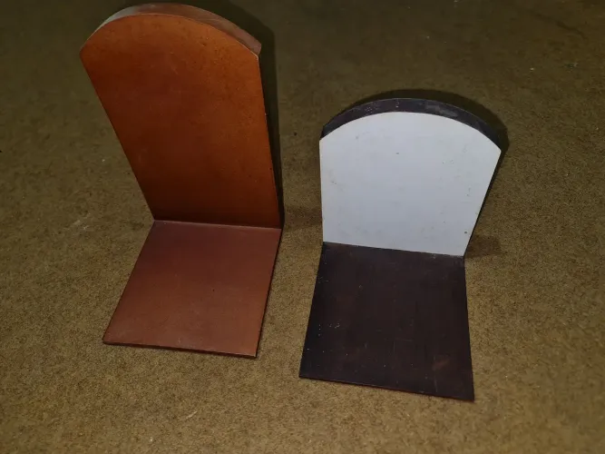 Suporte Aparador para Livros, CDs, DVDs ou Revistas em Madeira