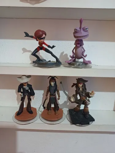 5 bonecos Disney infinity 1.0