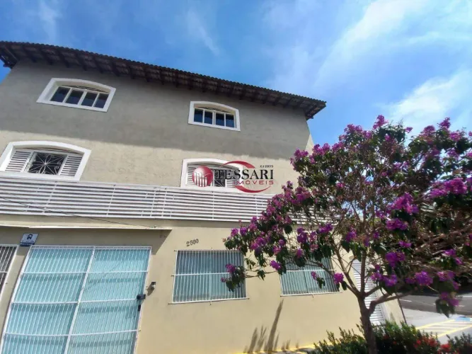 Sobrado comercial grande próximo avenida Bady Bassitt