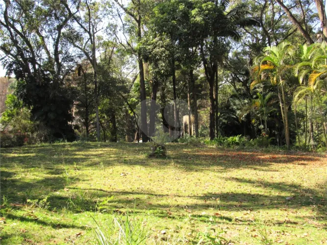 Terreno à venda no condomínio Chacara Flora, São Paulo - SP