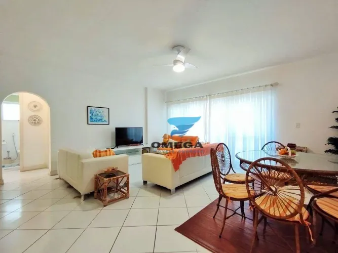 Apartamento reformado com 2 dormitórios à venda na praia das Astúrias - Guarujá/SP