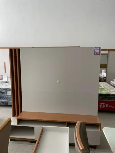 Home Estante Humaita Ripado C/Led Freijó Off White - Montagem Grátis 