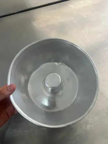 Forma de Bolo semi nova