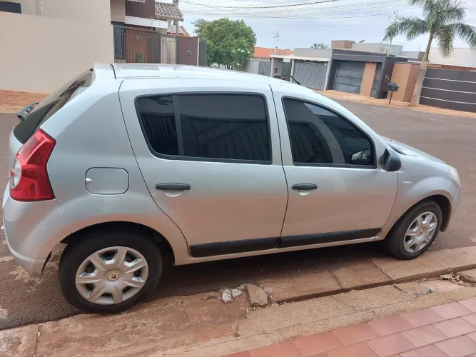Renault Sandero Expression Hi-flex 1.6 8V 5P 2010