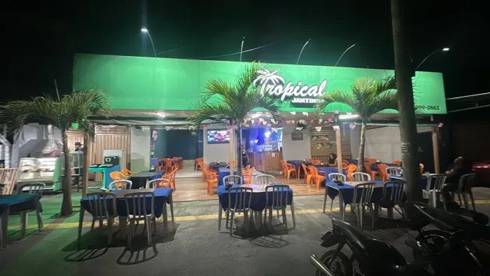 Vendo todos os utensílios. Nestas fotos