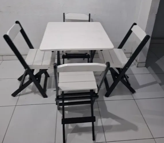 Conjunto Mesa e Cadeiras Dobráveis Branco