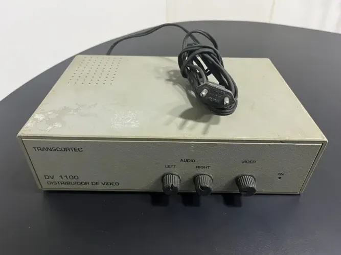 DISTRIBUIDOR DE VÍDEO DV 1100