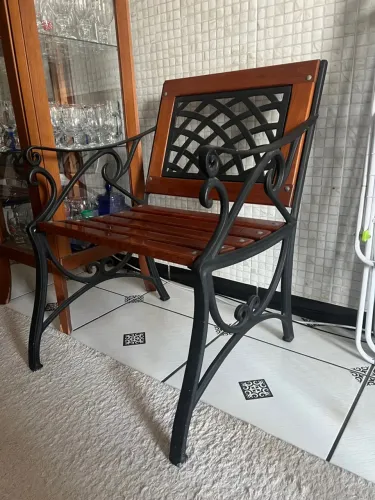 Lindíssimo Conjunto Jardim Madeira maciça estilo  Imperial, francês  - Clássico 4 peças 