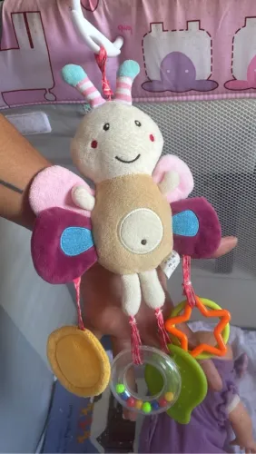 Móbile de berço/Carrinho divertido de borboleta