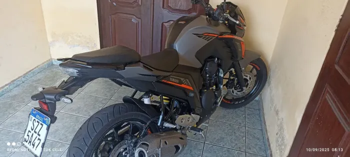Moto zerada fazer 250cc