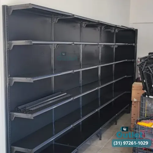 Gôndola Preta para Lojas de Moto