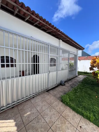 Ótima casa em ponta negra
