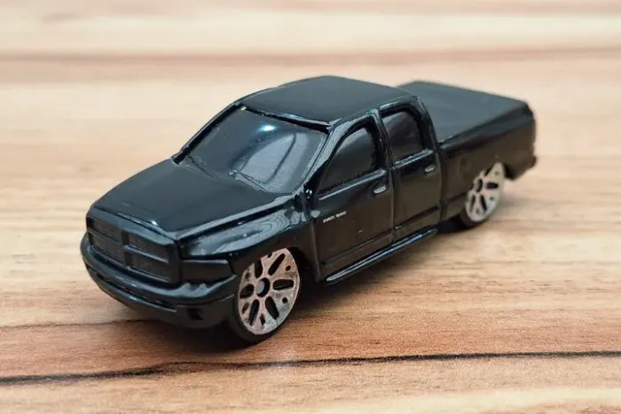 Maisto 2002 Dodge Ram Quad Cab - Fresh Metal Series 2006 (Loose)