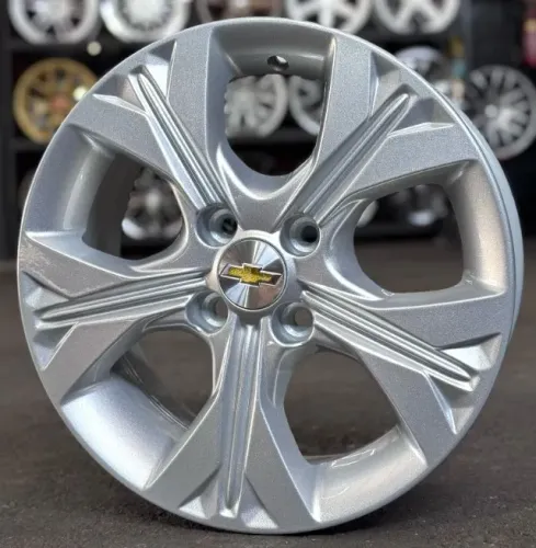 Rodas Chevrolet Onix premier aro 15