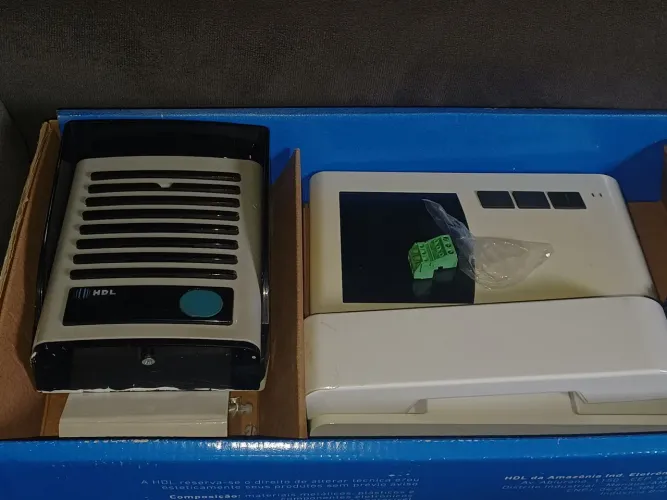 Monofone com viva voz e camera