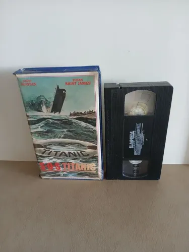 SOS Titanic - VHS - Raridade