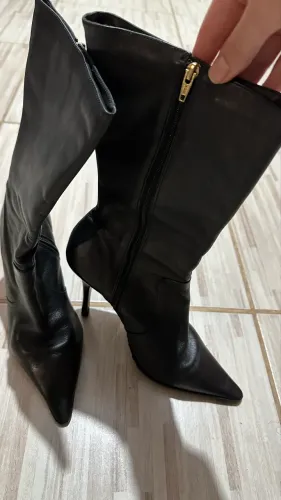 Bota de couro legítimo
