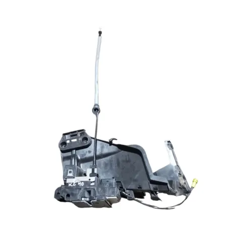 Suporte Fechadura Dianteira Direita Volvo Xc40 2018 2020