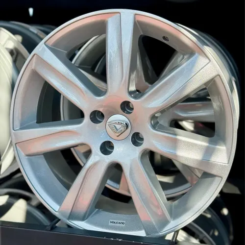 Rodas Volcano aro 18 tala 6 furacão 4x100