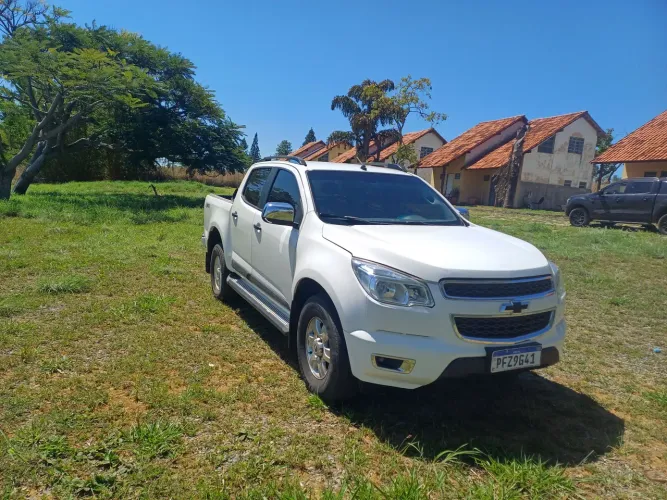 Chevrolet S10 Pick-up LT 2.8 TDI 4X4 CD Diesel 2013