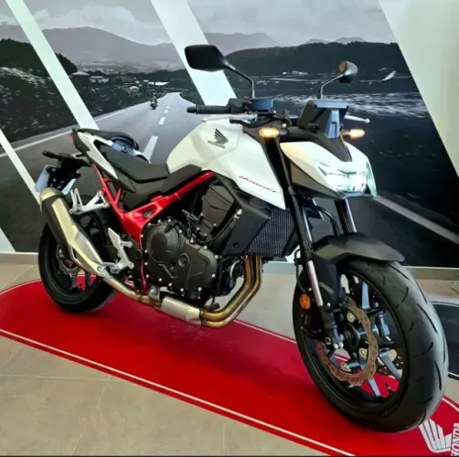 HORNET 750 2026 0km + Emplacamento Grátis - Autorizada Honda