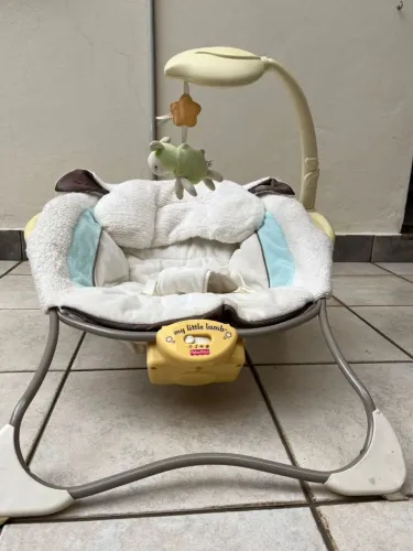 Balanço Fisher-Price My Little Lamb