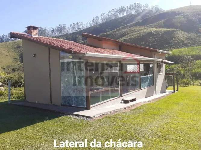 Chácara à venda no bairro Centro - Silveiras/SP