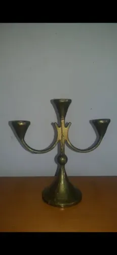 Castiçal de bronze antigo - 3 braços