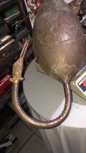 Graça feita de cobre e bronze tamanho grande
