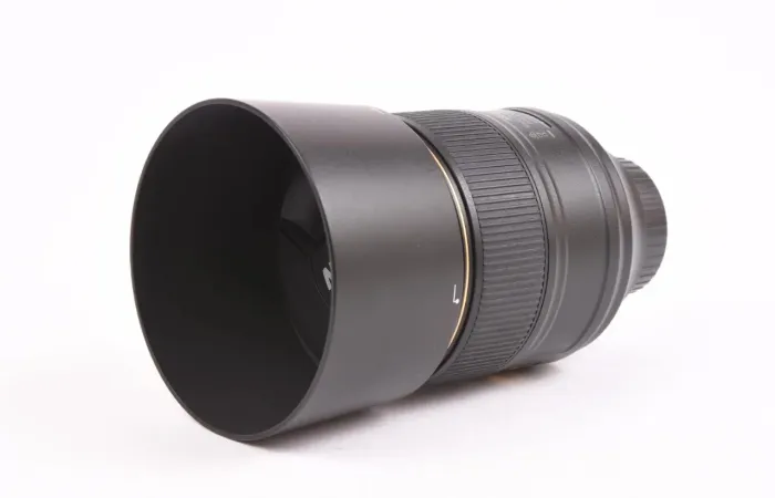 Nikon 105 1.4e novinha. 