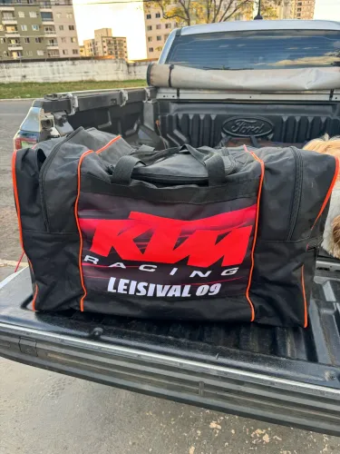 Roupas de trilha ou motocross 
