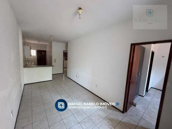 Casa com 3 dormitórios para alugar, 70 m² por R$ 1.800,00/mês - Lagoa Redonda - Fortaleza/